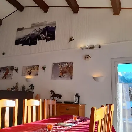 Holiday home Maison Familiale A La Montagne 3 Chambres 6 Voyageurs La Cabanasse